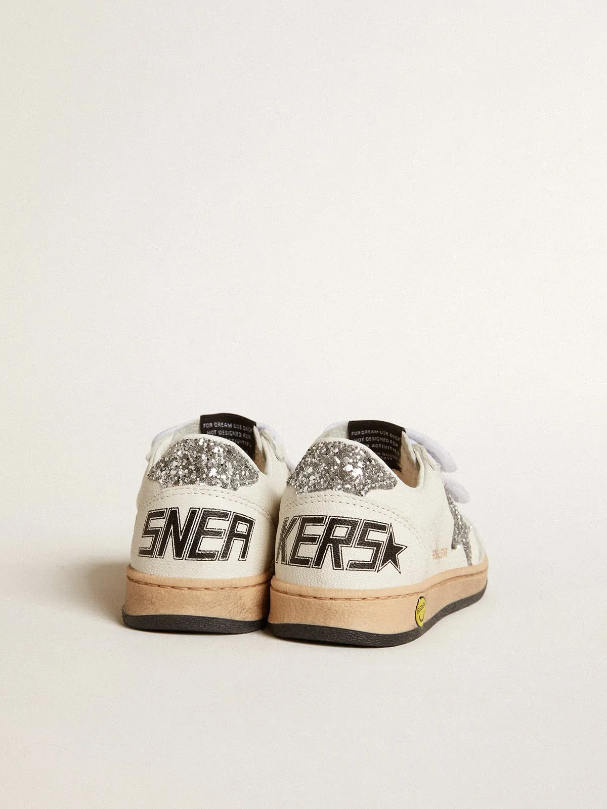 Ball Star Junior avec étoile et contrefort à paillettes argentées | Golden Goose