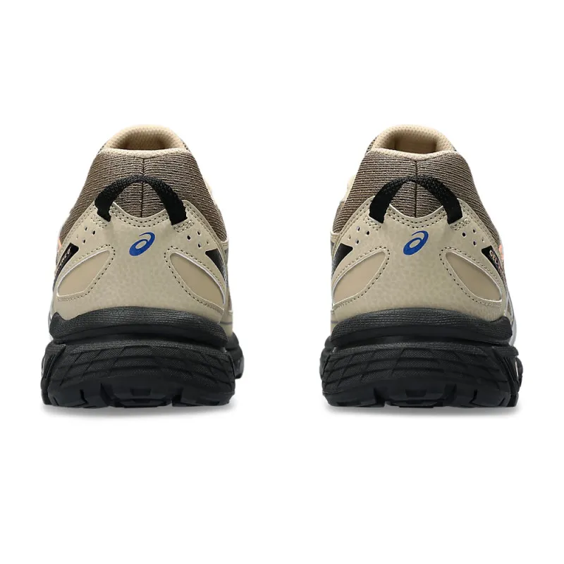 BASKETS ASICS GEL-VENTURE 6 BEIGES ET NOIRES