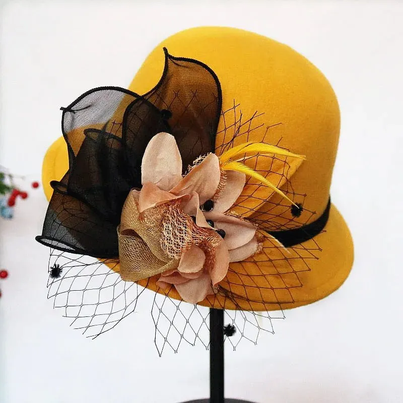 Chapeau cloche pour soirées