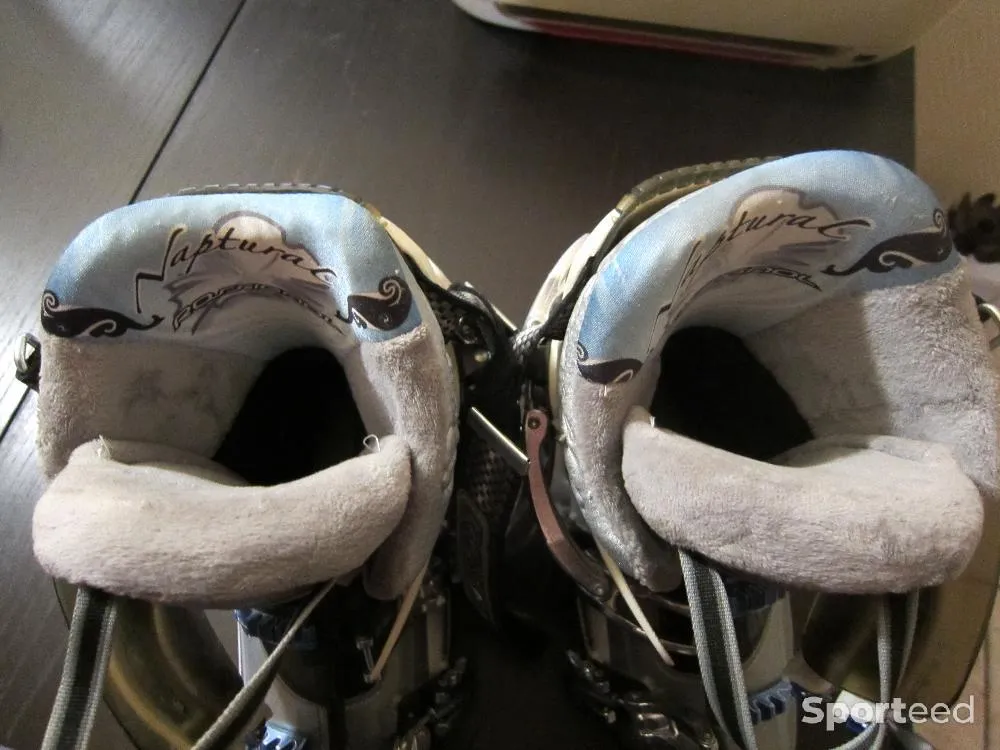 CHAUSSURES DE SKI  d'occasion Ajouté le : 28/01/2022