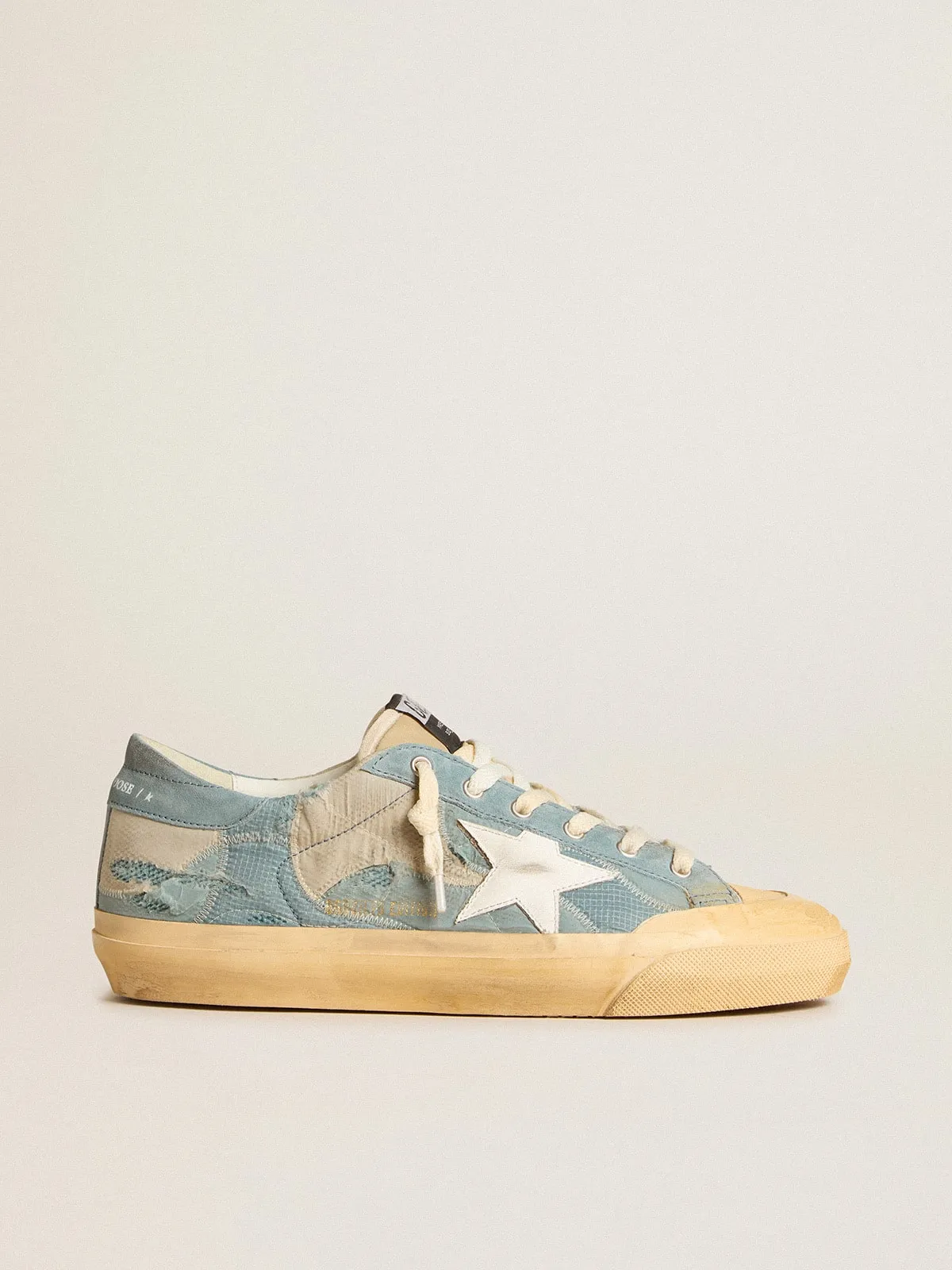 Super-Star en résille et nylon bleus avec étoile en cuir blanc | Golden Goose